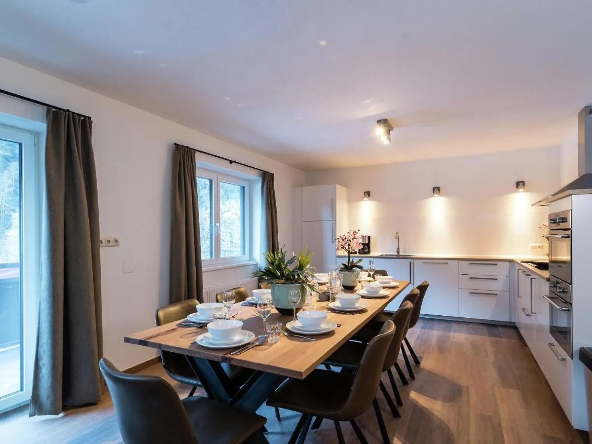 Quaint Chalet In Saalbach Hinterglemm With Private Saunaヴィラ ザールバッハ・ヒンターグレム