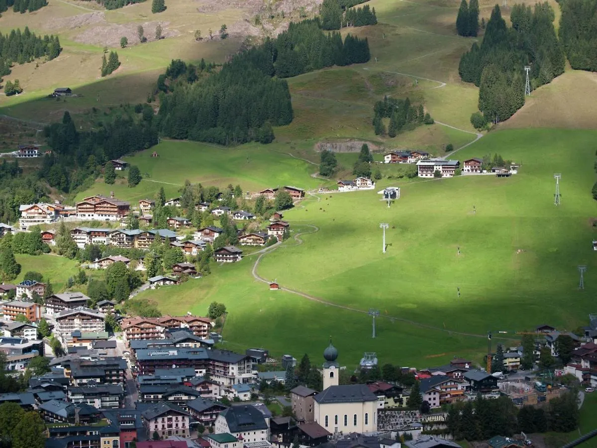 Quaint Chalet In Saalbach Hinterglemm With Private Saunaヴィラ 0*, ザールバッハ・ヒンターグレム